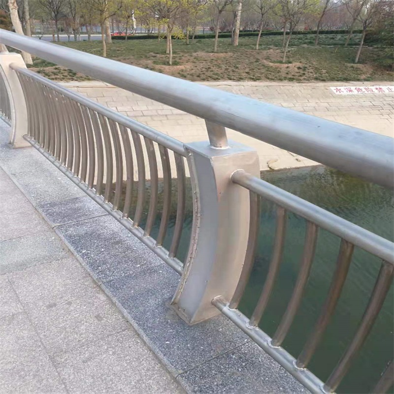 景觀不銹鋼河道護(hù)欄